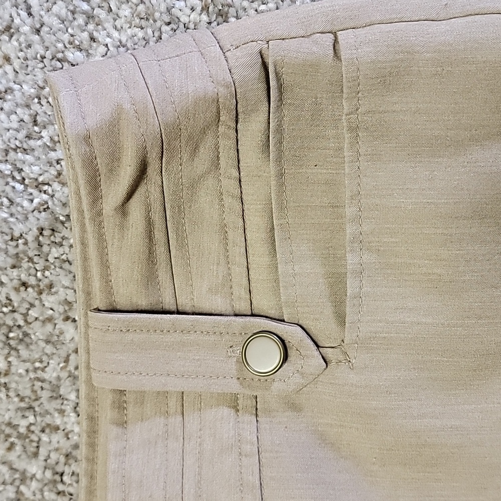 Capris - Picture 4 of 6